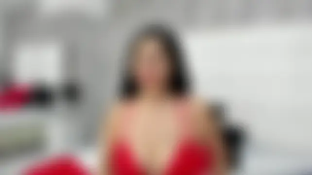 AnnaLuui's Live Webcam Chat