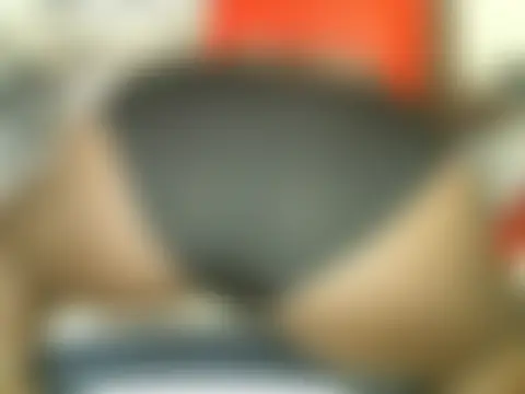 XXX chat uživo modela Blackqueen341