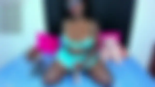 YHENDELYN_STONE's Live XXX Chat