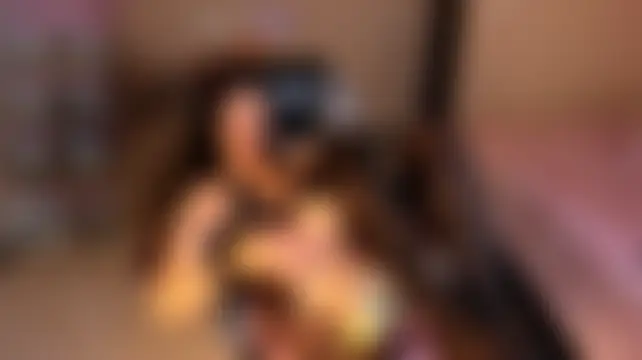 Chat +18 de Kristen_Garner ao vivo