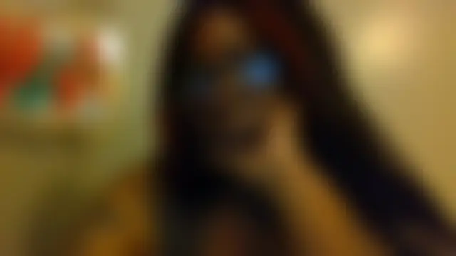 צ'אט XXX בשידור חי של ShaBrimDaPornstar