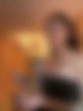 Bonny_Eva Adlı Modelin Canlı XXX Sohbeti