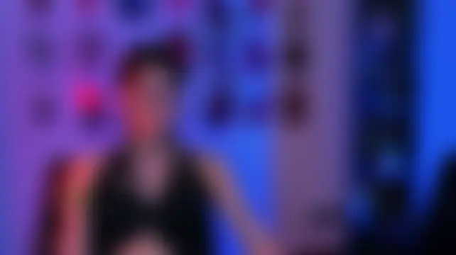 angie_foxy1 Chat XXX live