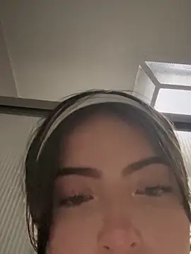 KyliePink_'s Webcam Show