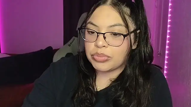 drizzypeach602's Webcam Show