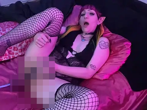 ChrryFoxx's Webcam Show