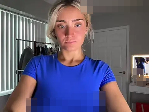 meggsworld's Webcam Show
