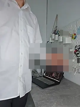 Lovebackground's Webcam Show