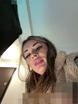 IsabellaEtthan's Webcam Show