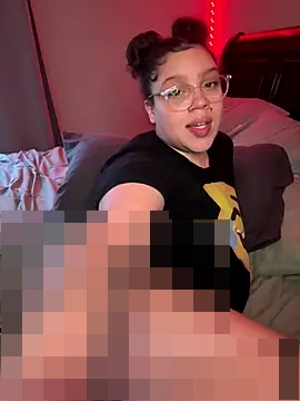 QueenNuttCollector's Webcam Show