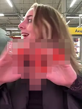 LoraaDoll's Webcam Show