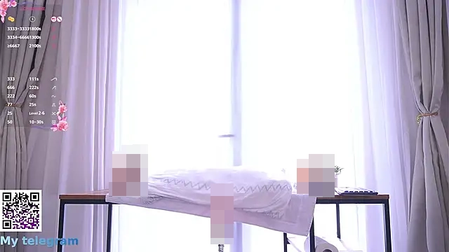 LynBardon's Webcam Show