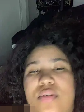 KittyLoroi's Webcam Show