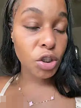 Realwetpussy's Webcam Show