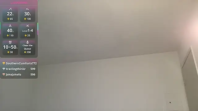 maskedgirl5005's Webcam Show