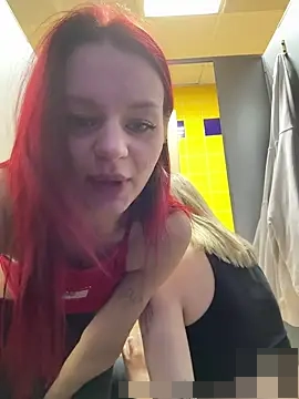 Cum_girlss' Webcam Show
