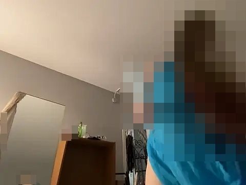 Snowbunnycake_131's Webcam Show