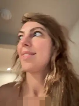 CelestialRuby's Webcam Show