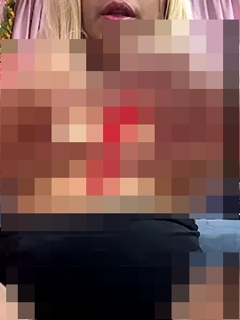 Suyin_squirt22's Webcam Show