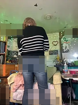 TrenaAnne's Webcam Show