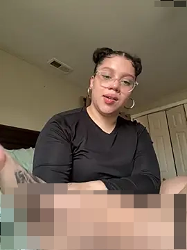 QueenNuttCollector's Webcam Show