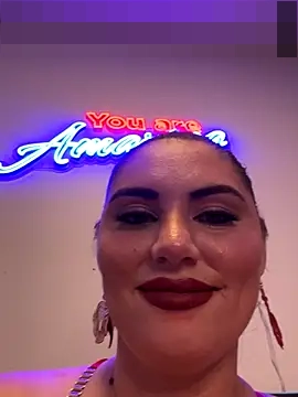 lovely_beast's Webcam Show