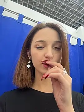 DollyTall's Webcam Show