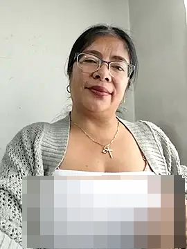 __valentina18's Webcam Show