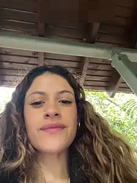 alana15's Webcam Show