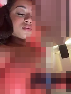 Naomisroom's Webcam Show