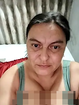 Horny-Mommy-Dirty's Webcam Show