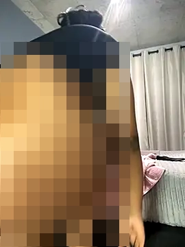 Mercedes_555's Webcam Show