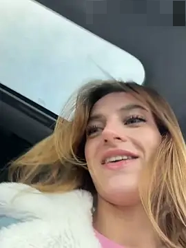 -AngelAri-'s Webcam Show