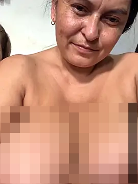 Horny-Mommy-Dirty's Webcam Show