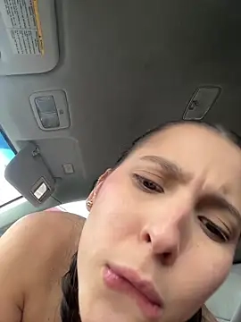 LittleDoll___'s Webcam Show