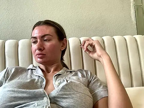 Alyssa_rhoades' Webcam Show