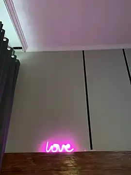 savana_heart's Webcam Show