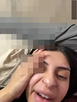 ThickerThanYoBitch's Webcam Show