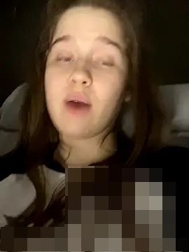 HornyGirlH's Webcam Show