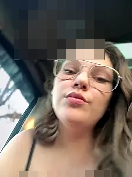 RinaBOOBS90j's Webcam Show