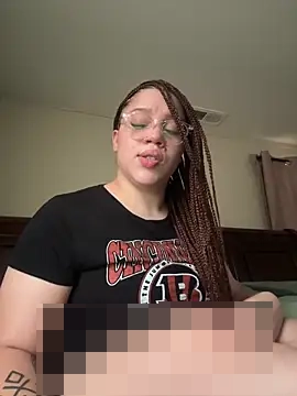 QueenNuttCollector's Webcam Show