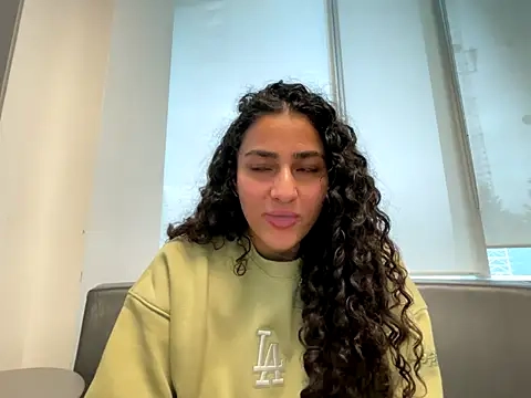 silkygemm's Webcam Show