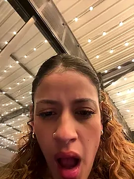 alana15's Webcam Show