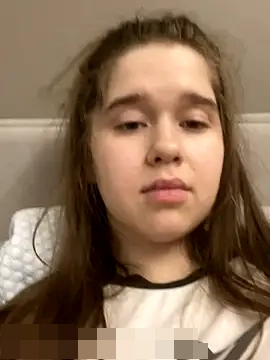 HornyGirlH's Webcam Show