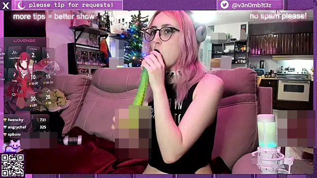 v3n0mb1t3z's Webcam Show