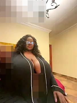 xXXSexyamazon's Webcam Show