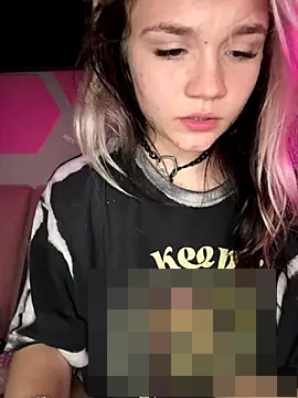 Cutiepiespanks' Webcam Show