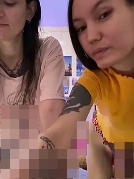 Heart_Ass' Webcam Show