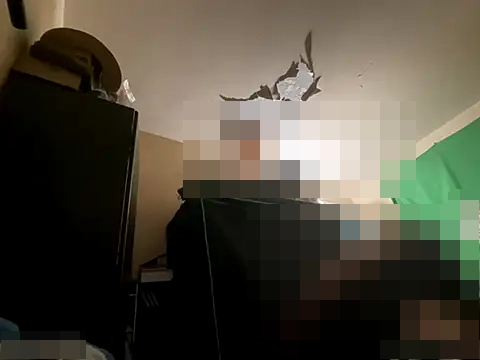 Snowbunnycake_131's Webcam Show