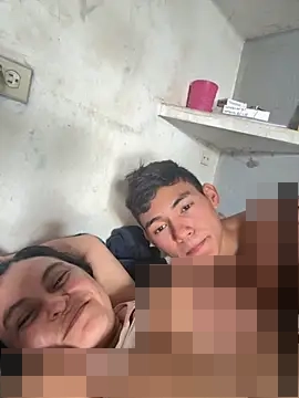 Horny-Mommy-Dirty's Webcam Show